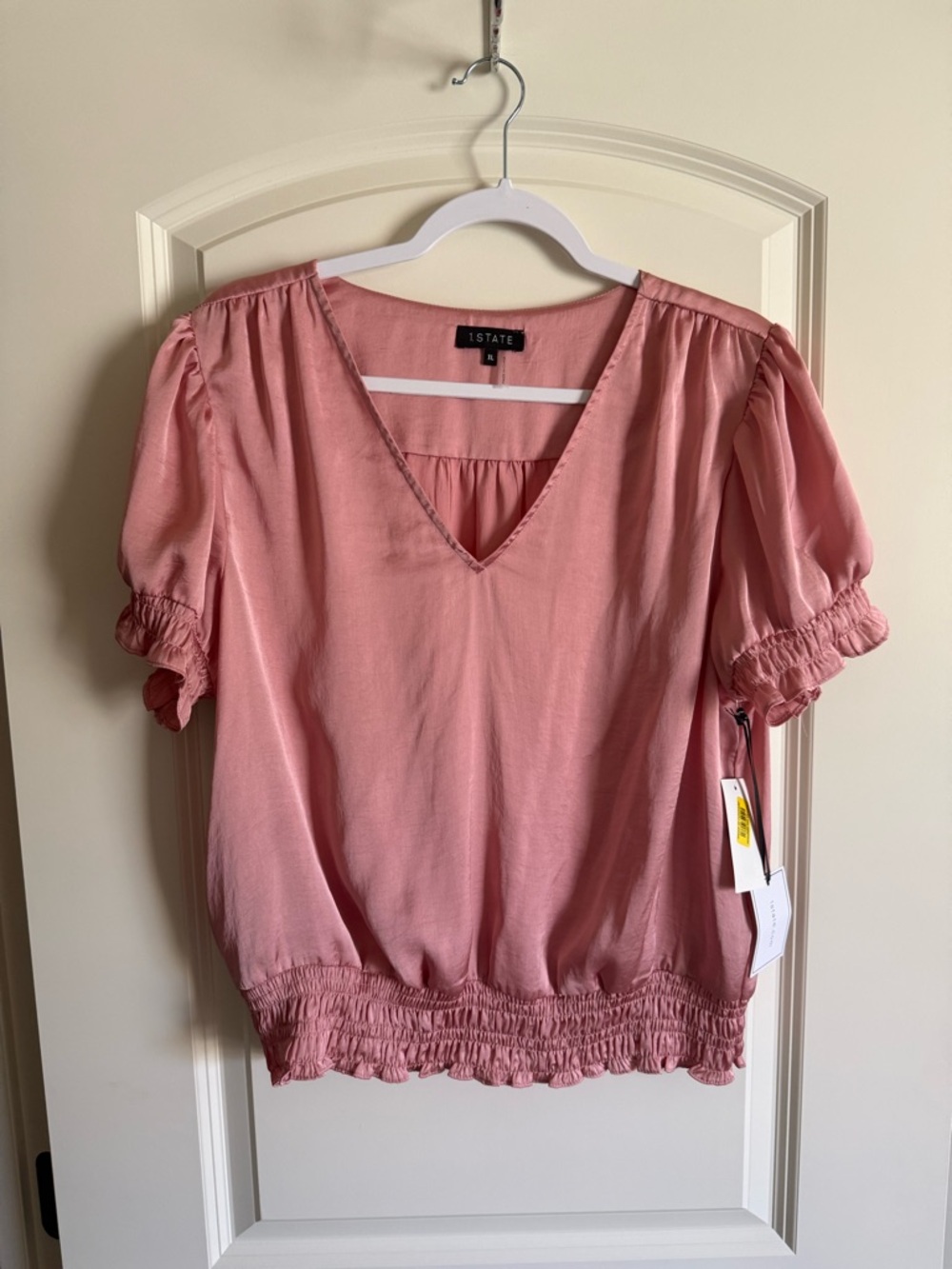 1.STATE Blush Pink Smocked Hem Blouse XL NWT
